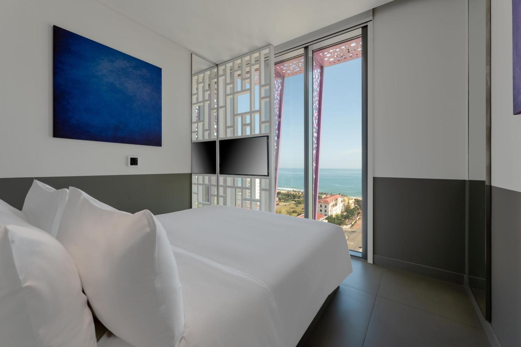Wink Hotel Tuy Hoa Beach - 24Hrs Stay & Rooftop Pool Bar エクステリア 写真
