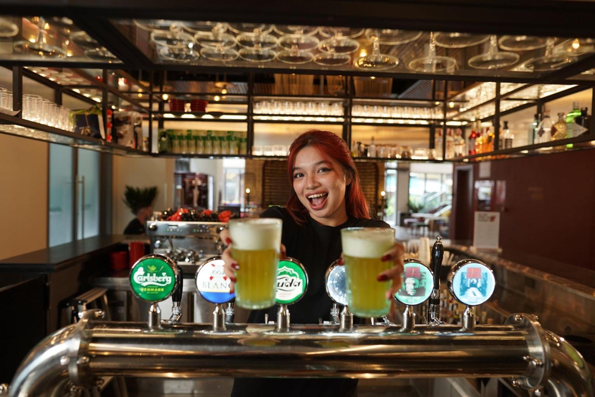 Wink Hotel Tuy Hoa Beach - 24Hrs Stay & Rooftop Pool Bar エクステリア 写真