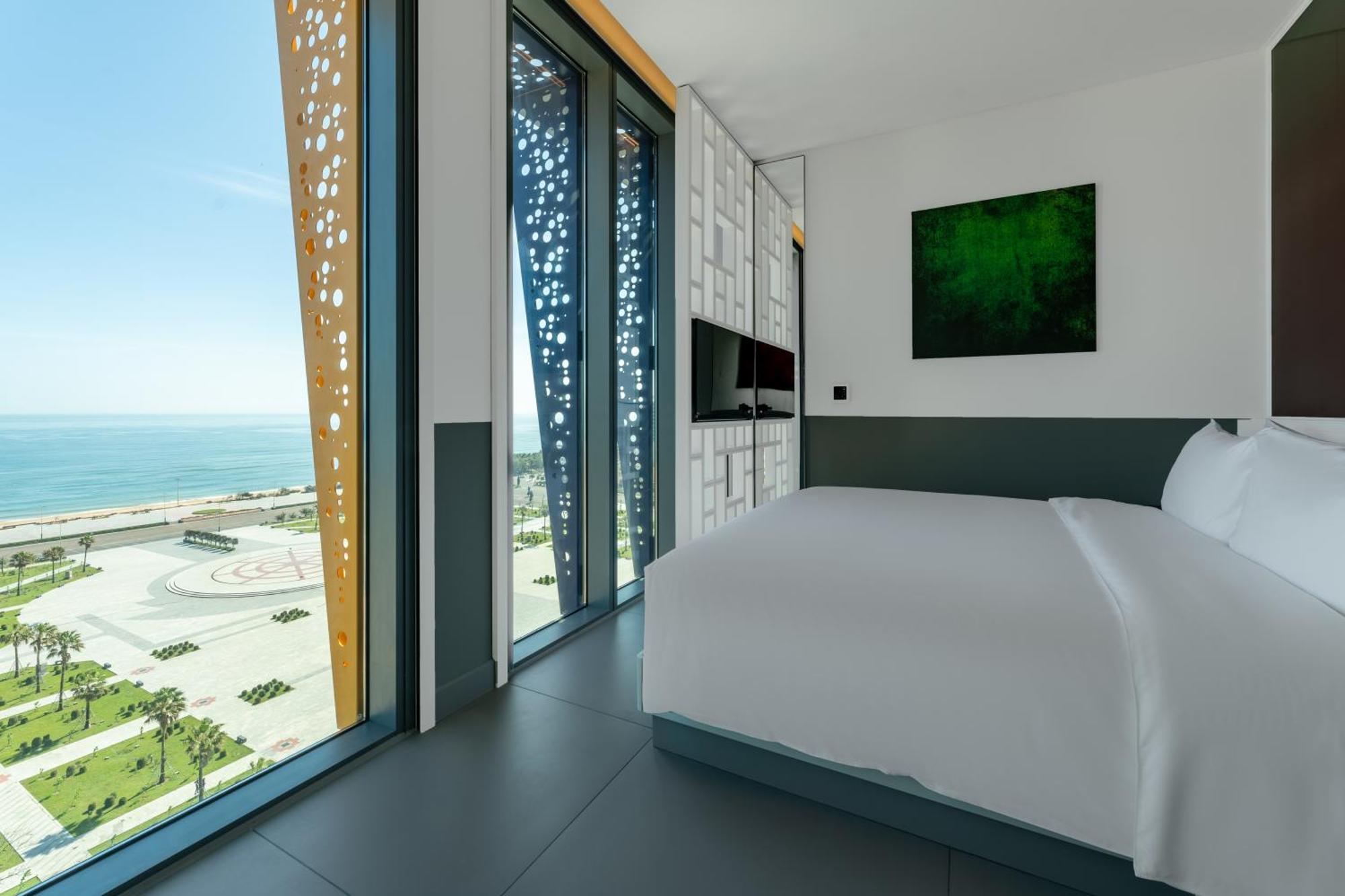 Wink Hotel Tuy Hoa Beach - 24Hrs Stay & Rooftop Pool Bar エクステリア 写真