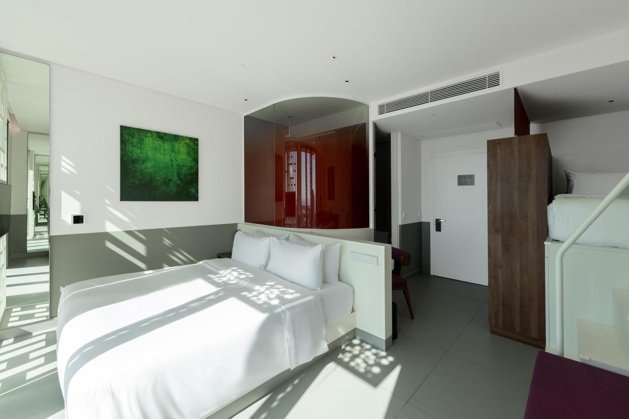 Wink Hotel Tuy Hoa Beach - 24Hrs Stay & Rooftop Pool Bar エクステリア 写真